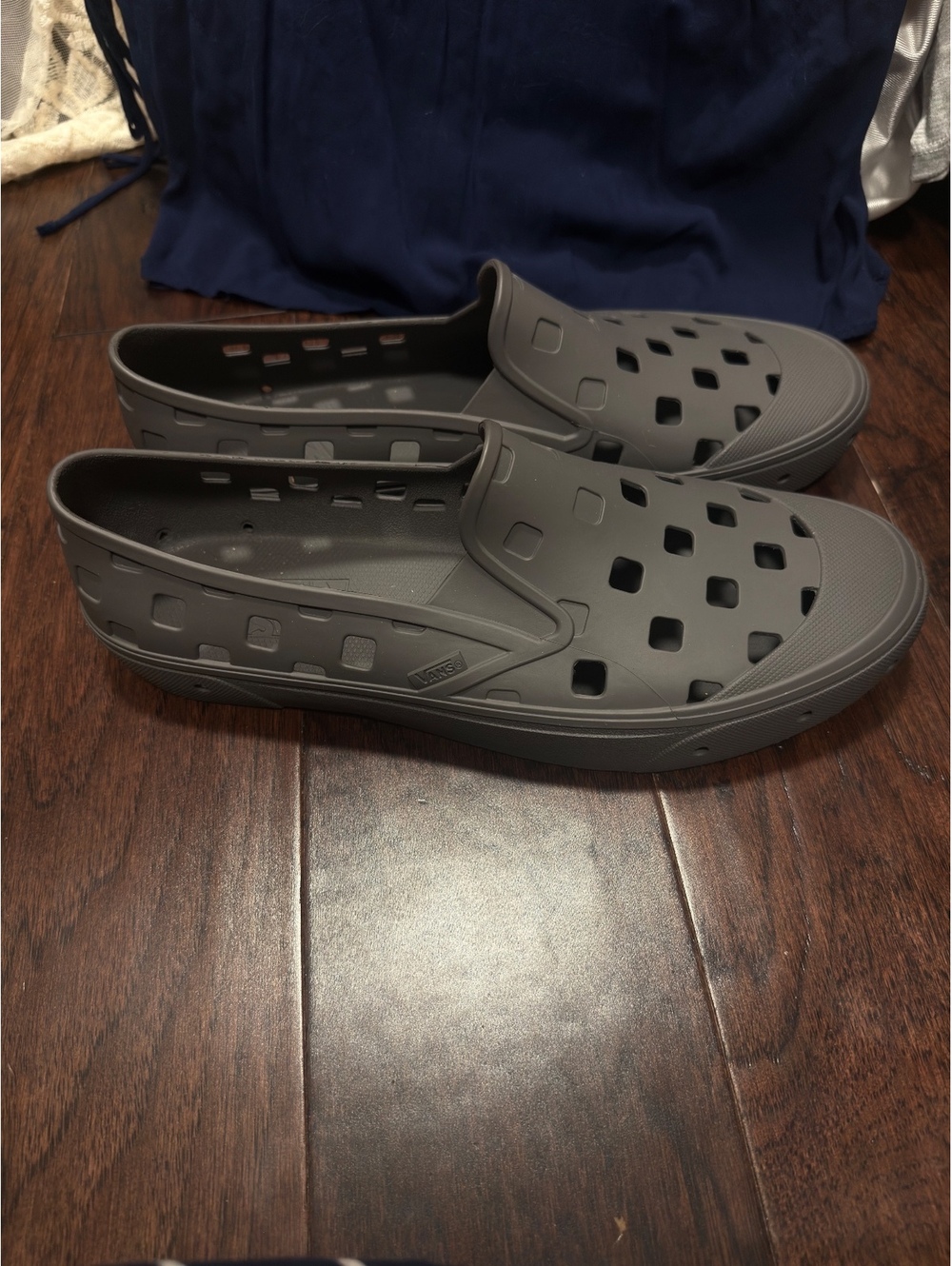 Vans Trek Slip-On